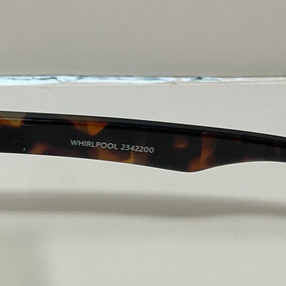 (NWT) Aire | Whirlpool Sunglasses in Dark Tort & Khaki Tint - Picture 5 of 8